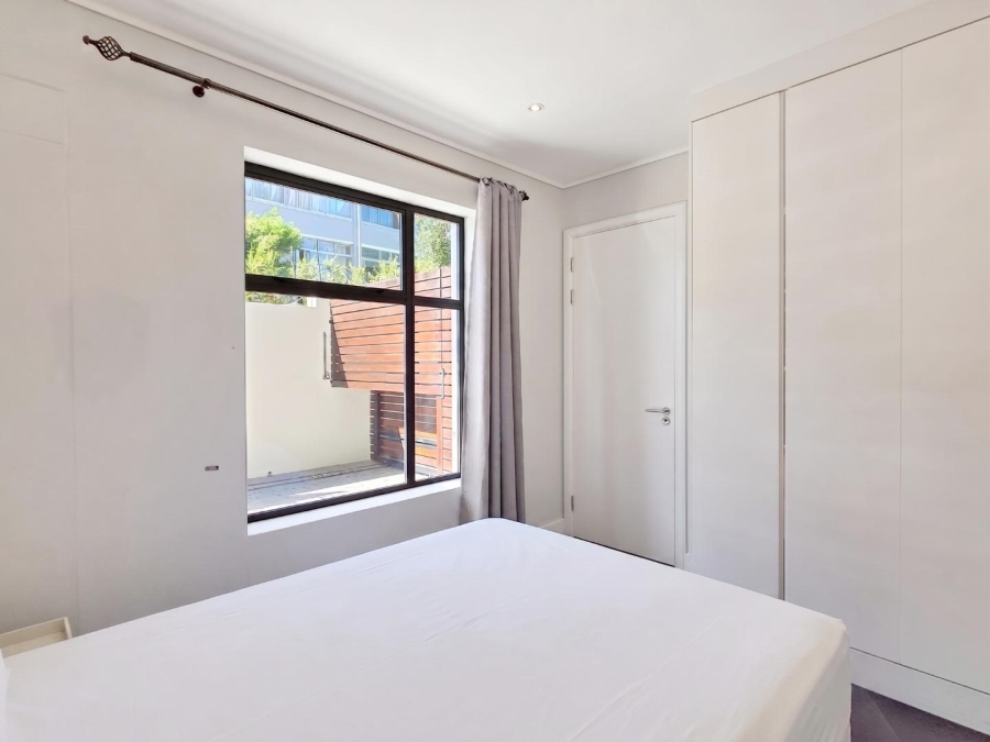 2 Bedroom Property for Sale in Green Point Western Cape